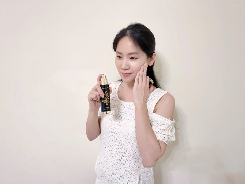 [保養]KORENA珂蕾娜【璀璨時空魚子松露極致金萃精華+璀